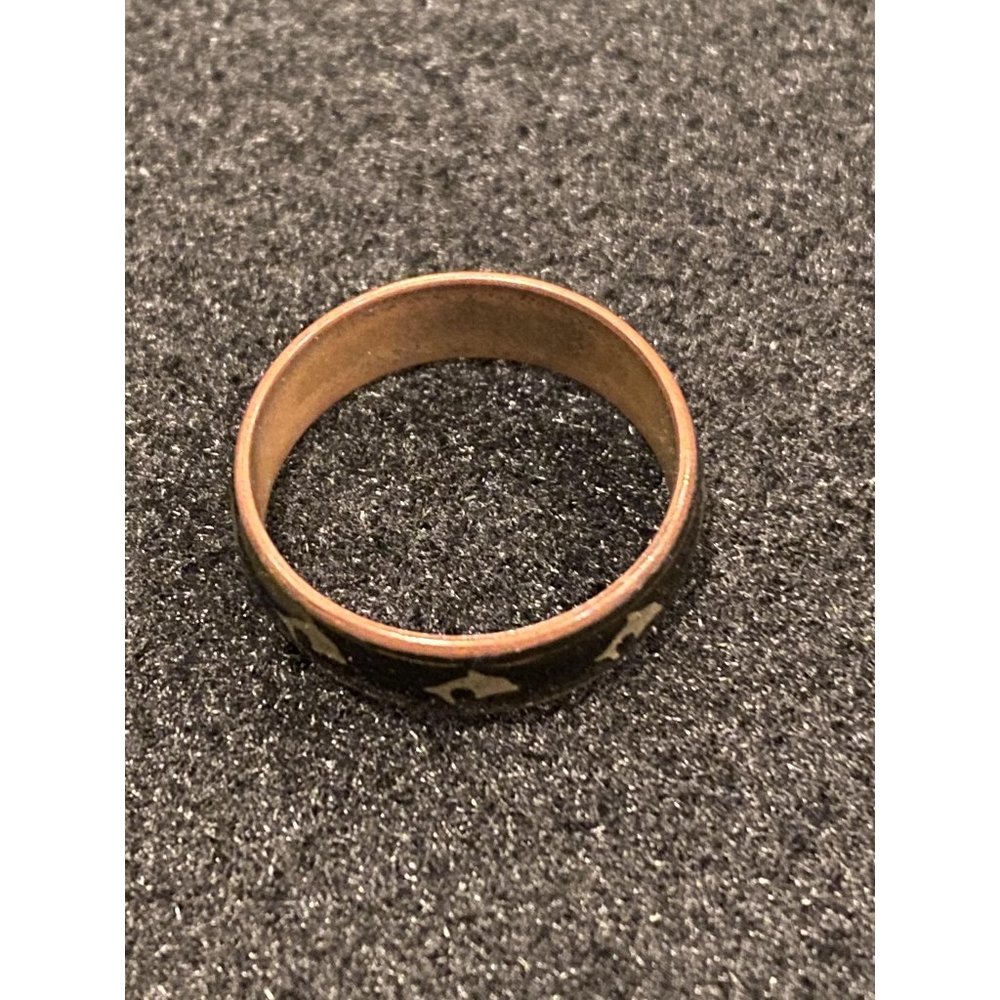 💍 Dolphin Over Wood Ring
